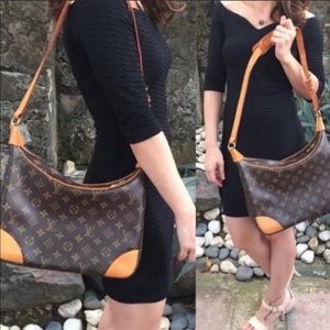 💎✨Authentic✨💎LOUIS VUITTON BOULOGNE 30 SHOULDER